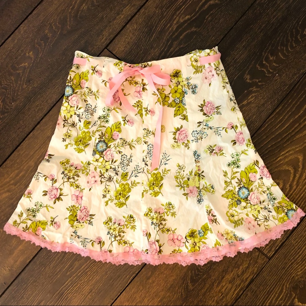 Women’s Floral Skirt Size Small